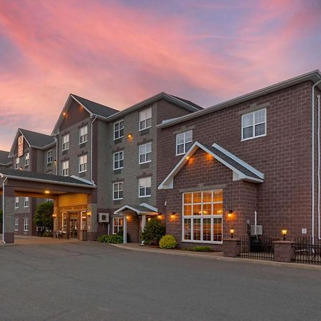 Best Western Plus Fredericton Hotel & Suites Exteriör bild