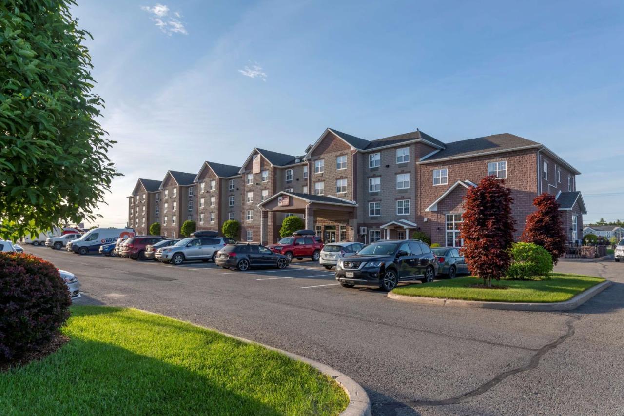 Best Western Plus Fredericton Hotel & Suites Exteriör bild