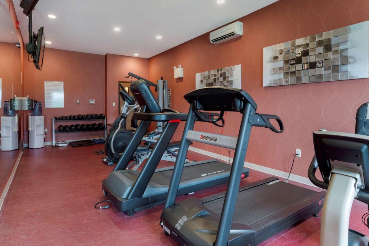 Best Western Plus Fredericton Hotel & Suites Exteriör bild