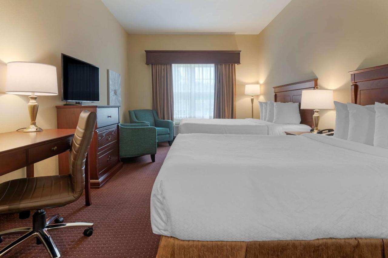 Best Western Plus Fredericton Hotel & Suites Exteriör bild