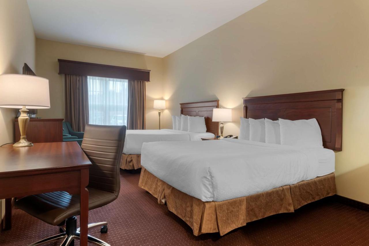 Best Western Plus Fredericton Hotel & Suites Exteriör bild