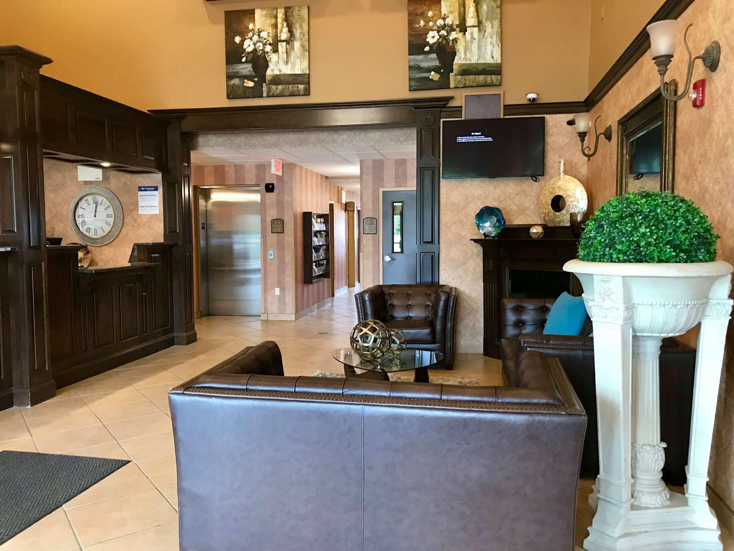 Best Western Plus Fredericton Hotel & Suites Exteriör bild