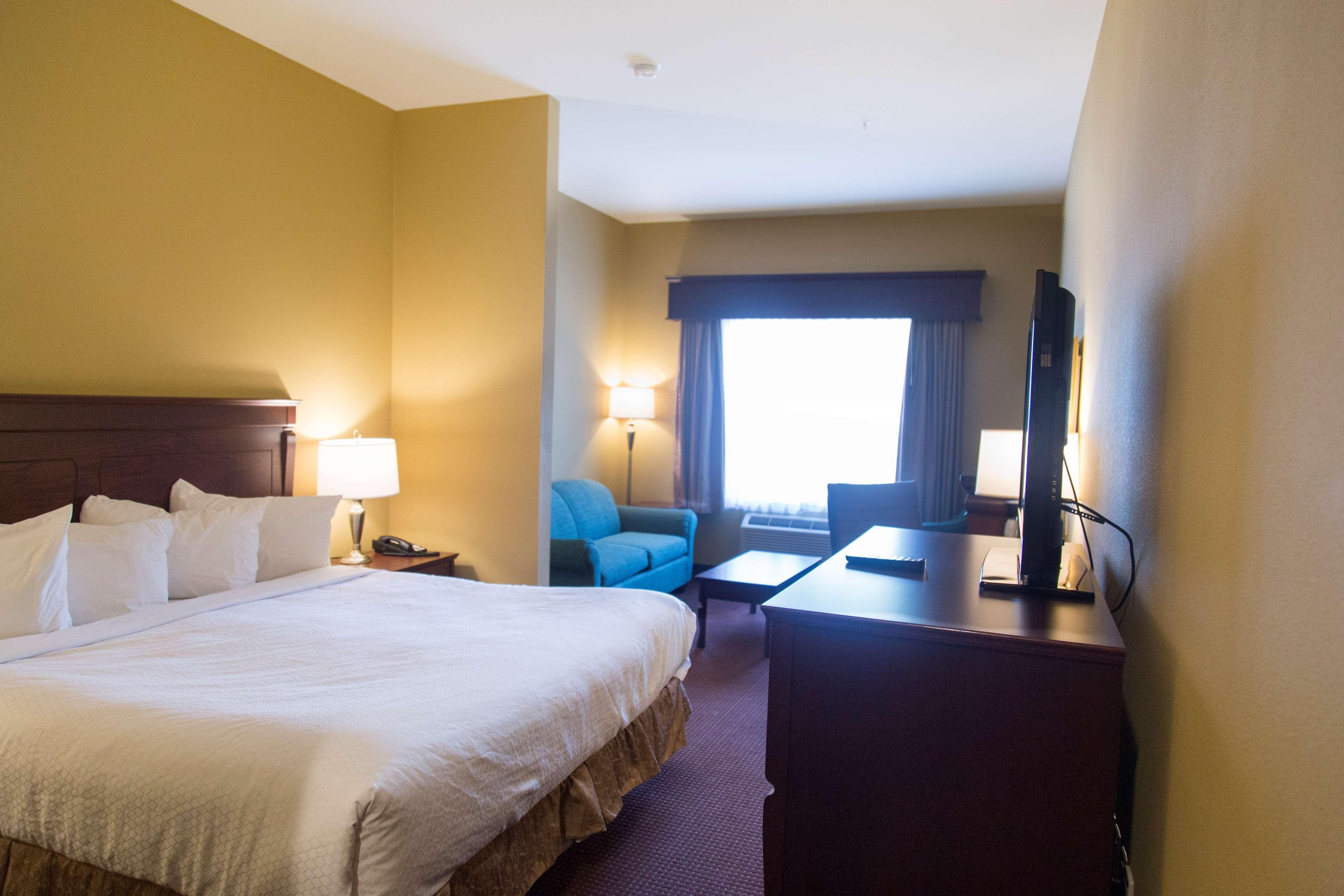 Best Western Plus Fredericton Hotel & Suites Exteriör bild