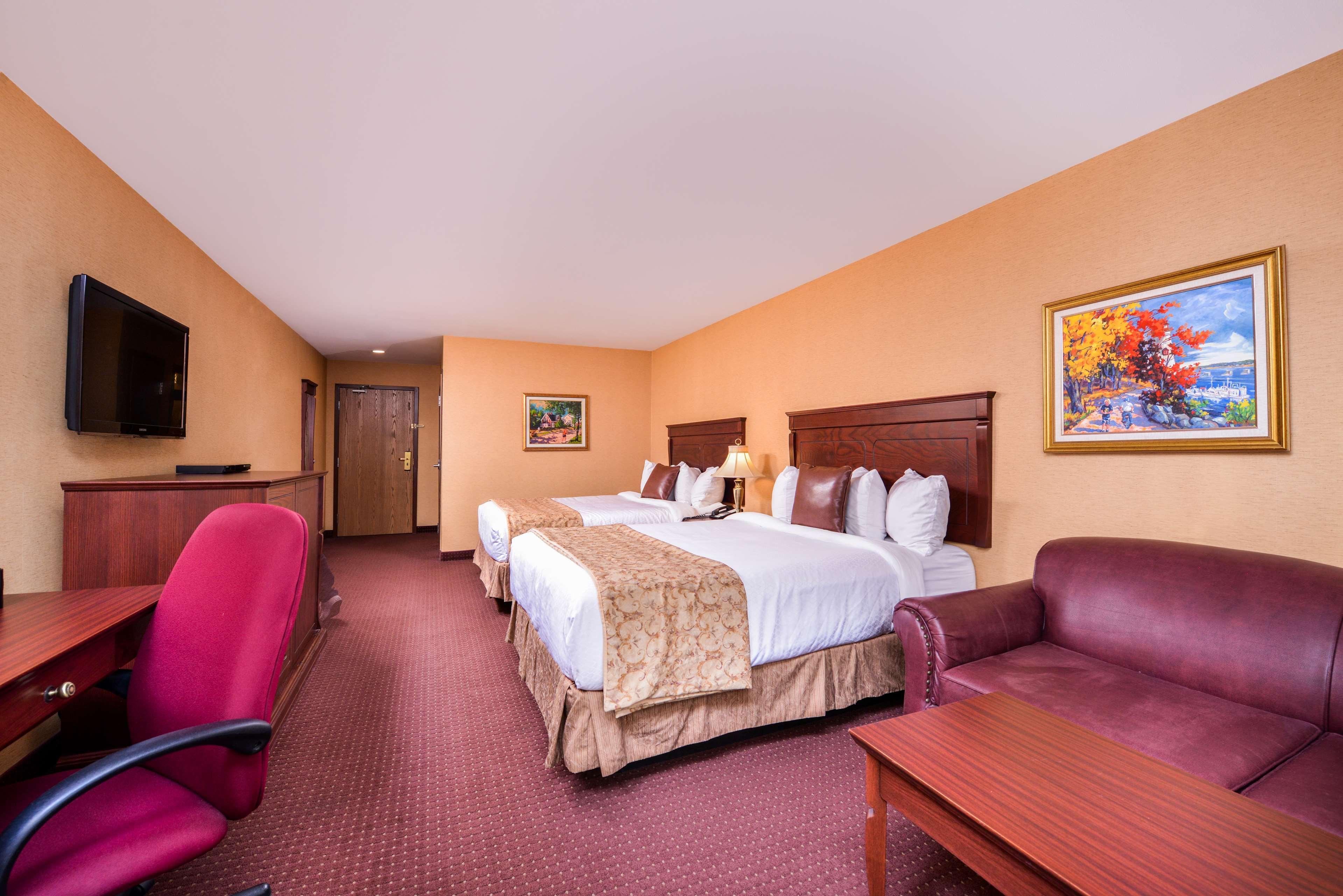 Best Western Plus Fredericton Hotel & Suites Exteriör bild